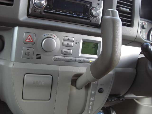 ドライブレコーダー 社外ナビゲーション ワンセグTV ETC リフトアップ車両 キーレスエントリー ルーフキャリア 社外アルミホイール 両側パワースライドドア プライバシーガラス Wエアバック