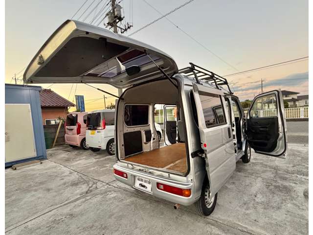 ���X�͎��̗ǂ����i���Ȃ�ׂ����[�Y�i�u���ɒ񋟂��邱�Ƃ����b�g�[�Ƃ��Ă���܂��B�n�捷���l��ڎw���Ă���܂��I