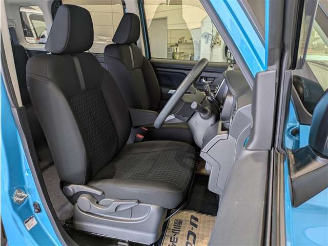 �����z�[���h���ŉ^�]�p�������肵�܂��B�������h���C�u�ł����ɂ����̂����͂ł��B���K�ȃh���C�r���O���C�t�������肭��������