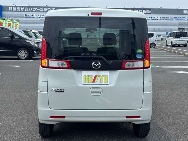 業者によるルームクリーニング実施☆室内の細かい所からエンジンルームまでキレイになった状態でお渡し致します♪