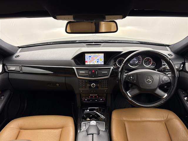2009 Mercedes-Benz E-Class – thumbnail 44