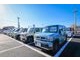 ズラッと並んだ展示車と大きな「Ｎ」の看板が目印です！