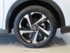 純正のアルミホイール装着車です。タイヤサイズは１９５/６０R１７です。