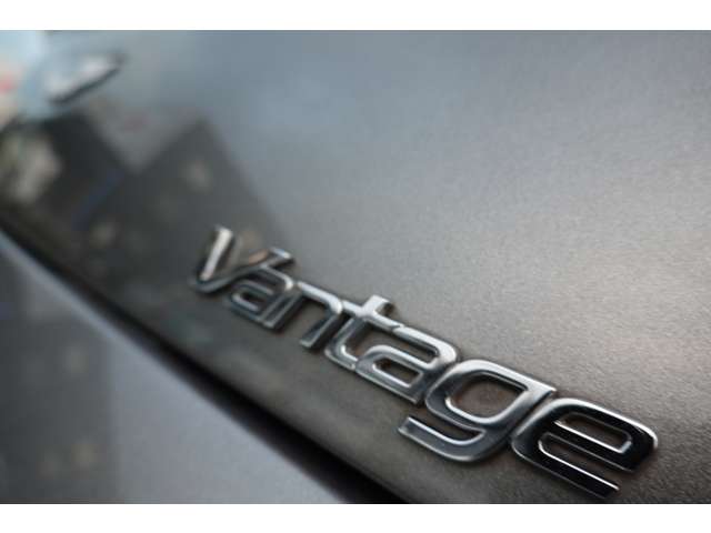 アストンマーティン ヴァンテージ V8ヴァンテージ スポーツシフトパドル D車 クラッチ交換済 鋳造20AW 熊本県の詳細画像 その12