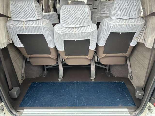 2002 Toyota Hiace – thumbnail 44
