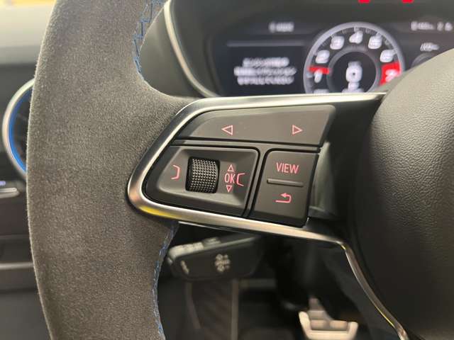 アウディ&nbsp;TT&nbsp;クーペ Sライン コンペティション プラス 4WD&nbsp;限定車/禁煙車/ブラックリアスポ/&nbsp;愛知県の詳細画像&nbsp;その14