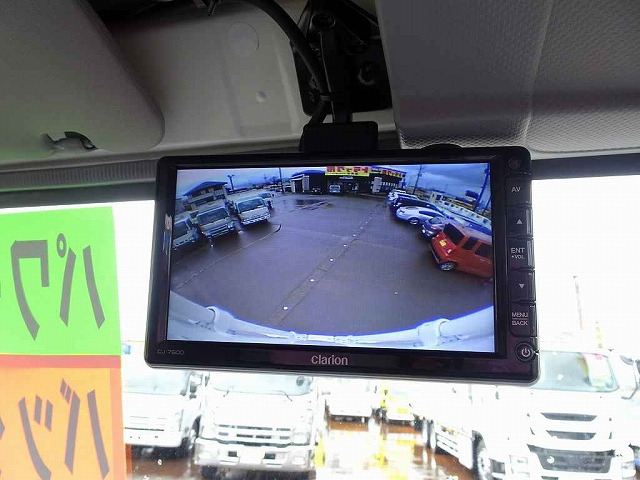 いすゞ エルフ 2t 高床 標準ロング 低温冷凍車 格納ゲート付 新潟県の詳細画像 その6
