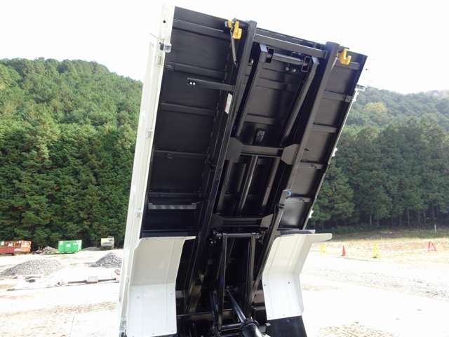 日野自動車 デュトロ ローダーダンプ 3トン積載 新明和 標準幅 10尺 4ナンバー 尿素水不要 埼玉県の詳細画像 その20