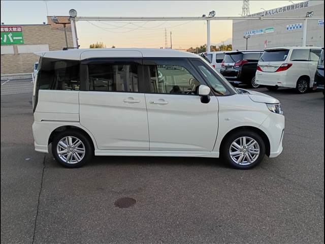 ４ＷＤ☆禁煙☆走行１．０万キロ☆ナビ☆バックカメラ☆デュアルセンサーブレーキサポート２☆車線逸脱警報☆オートハイビーム☆パワスラ☆黒革調シートカバー☆前席シートヒーター☆クリアランスソナー☆試乗ＯＫ☆