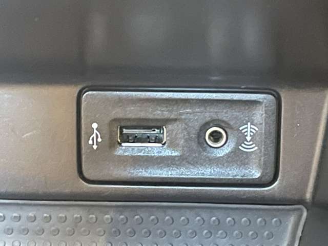 USBソケットあります！