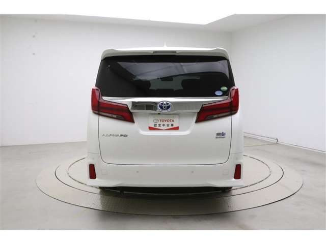 U-carGARAGE�����X3/14�O�����h�I�[�v���I�g���^�f�B�[���[��B�ő勉�̒��Îԑ�^�W����ŉ^����1�����