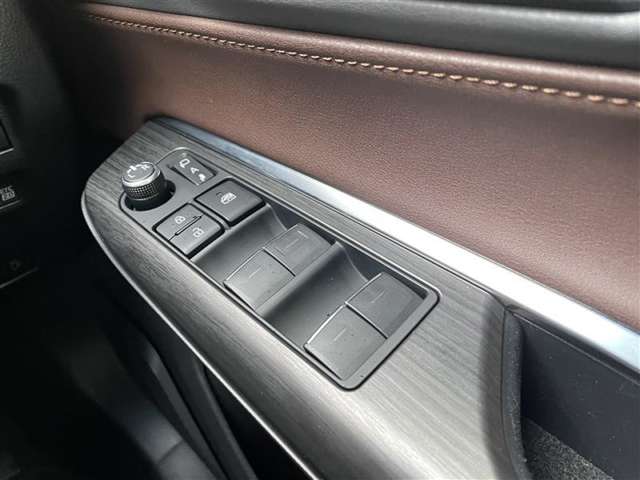トヨタ ハリアー 2.5 ハイブリッド E-Four Z レザーパッケージ 4WD 寒冷地仕様/LEDヘッドライト/ワンオーナー/ 北海道の詳細画像 その19