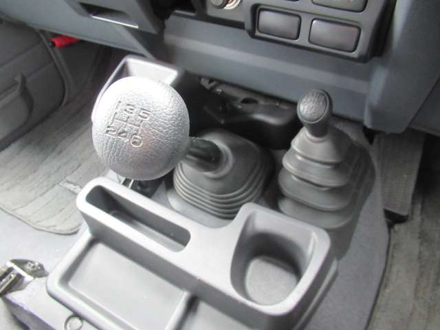 トヨタ ランドクルーザー70 4.0 4WD 30thアニバーサリー メモリーナビ ETC 福岡県の詳細画像 その20