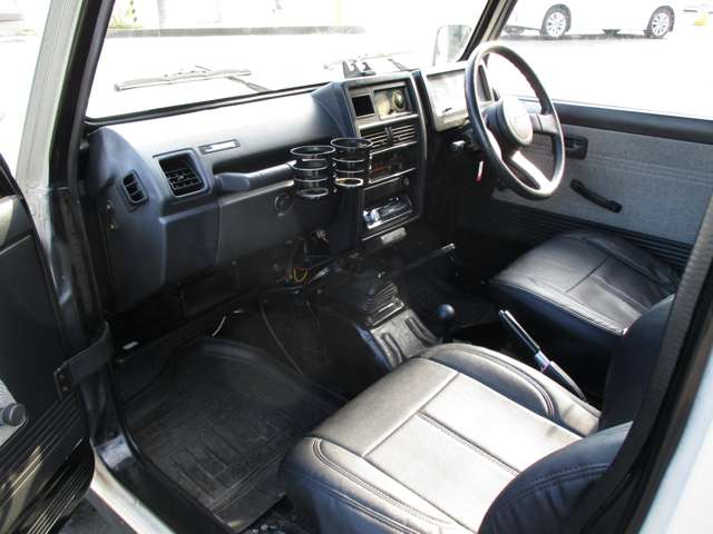 スズキ ジムニー 660 スコット リミテッド 4WD 全塗装済車 宮城県の詳細画像 その18