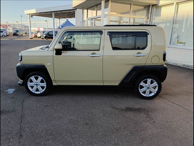 ４ＷＤ☆禁煙☆走行２．６万キロ☆衝突軽減ブレーキ☆オートハイビーム☆車線逸脱警報☆前席シートヒーター☆スカイフィールトップ☆スマートキー☆プッシュスタート☆オートホールド☆ＬＥＤライト☆ＬＥＤフォグ☆