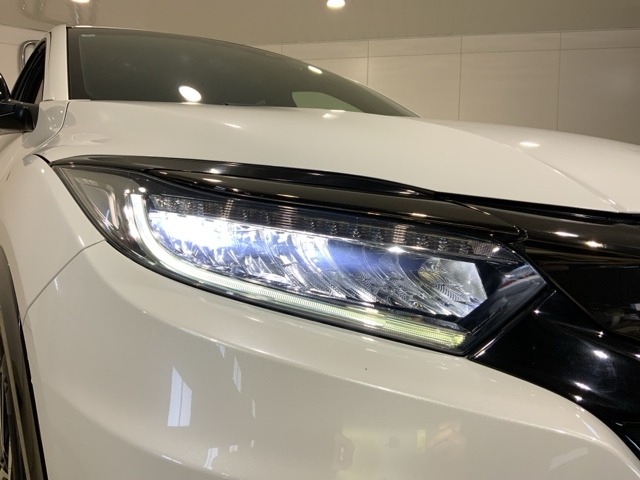 LED�w�b�h���C�g�Ŗ铹�����S�I