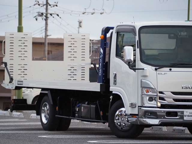 いすゞ エルフ 3.0ディーゼルターボ 積載車 積載2950kg 極東フラトップ 油圧ゲート 兵庫県の詳細画像 その6