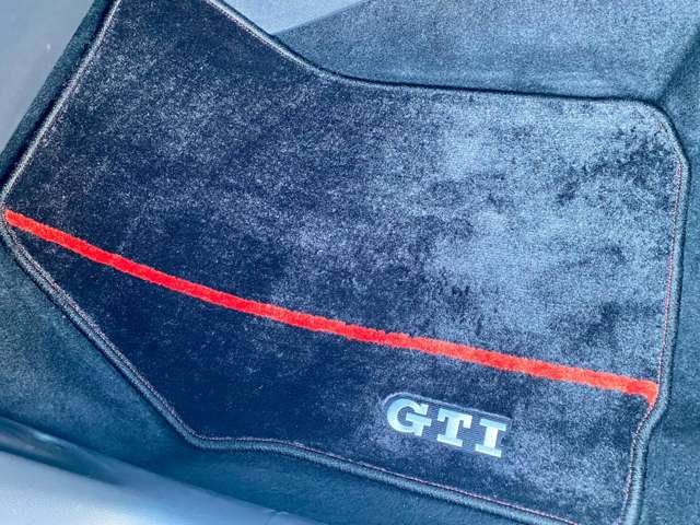 フォルクスワーゲン up! GTI F6MT ナビ Bカメ LED ビルシュタインサス 埼玉県の詳細画像 その13