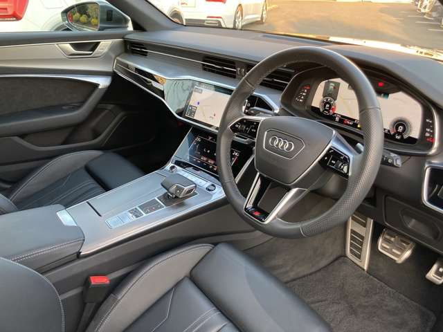 “Audi自動車保険プレミアム” 充実した自動車保険と様々なサービス内容で、Audiオーナーにふさわしいサポートをご用意。アウディだけのプレミアムサービス「Audiプレミアムケア」を無償付帯。担当 ： 佐藤