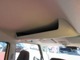 車内天井にも収納スペースがございます
