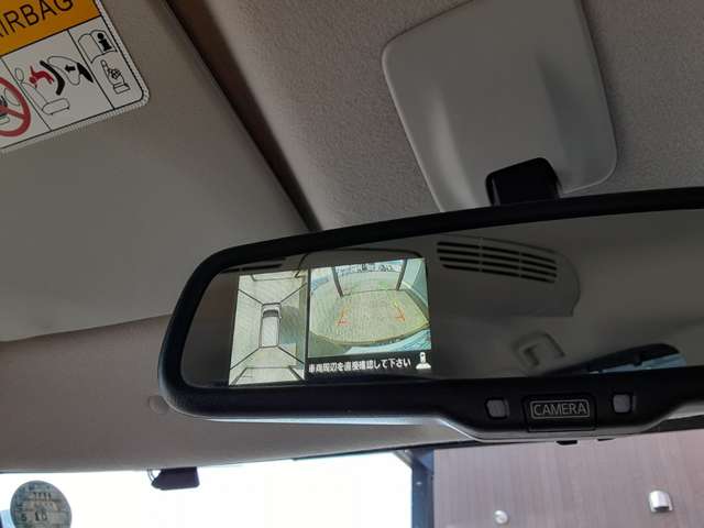 バックカメラ・アラウンドビューモニターの視界も良好！駐車の際に便利です♪
