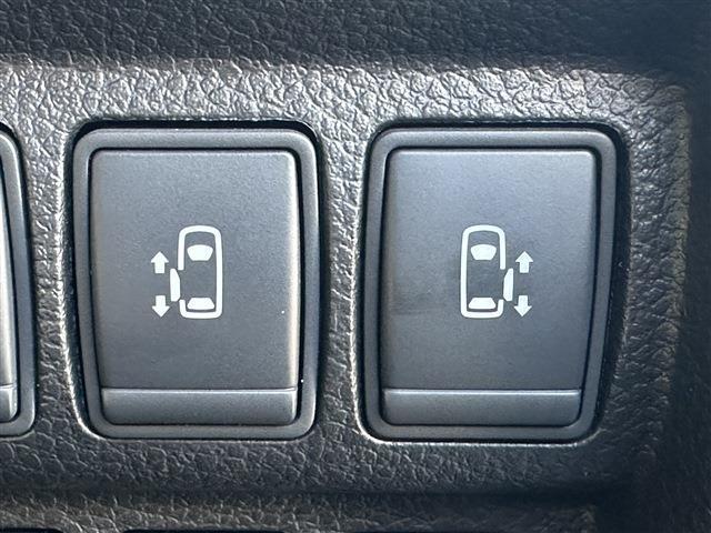 【両側電動スライドドア】スマートキーや運転席のスイッチからスライドドアの開閉が可能！電動なので小さなお子様でも開閉が可能です！