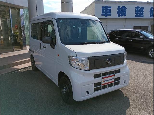ホンダセンシング☆８型ナビ☆Ｂｌｕｅｔｏｏｔｈ☆バックカメラ☆前後ドラレコ☆ビルトインＥＴＣ☆アダプティブクルーズ☆ＬＫＡＳ☆路外逸脱抑制☆ＥＣＯＮ☆シートヒーター☆急速充電ポート☆走行４０００ｋｍ☆