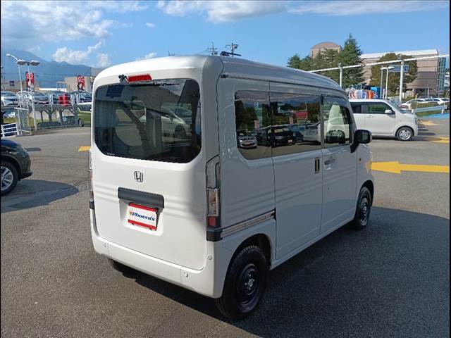 ホンダセンシング☆８型ナビ☆Ｂｌｕｅｔｏｏｔｈ☆バックカメラ☆前後ドラレコ☆ビルトインＥＴＣ☆アダプティブクルーズ☆ＬＫＡＳ☆路外逸脱抑制☆ＥＣＯＮ☆シートヒーター☆急速充電ポート☆走行４０００ｋｍ☆