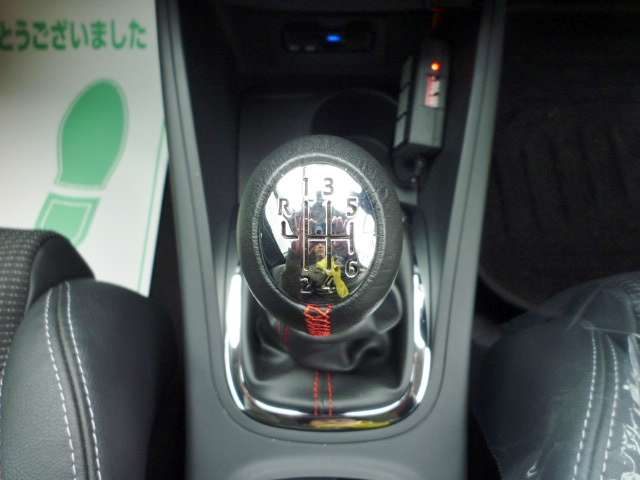 ルノー メガーヌエステート GT220 6速MT ナビBカメラ ワンオーナー 禁煙車 愛知県の詳細画像 その4