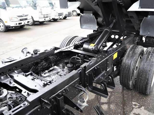 いすゞ エルフ 3.0 ダンプ フルフラットロー ディーゼルターボ 2t 秋田県の詳細画像 その10