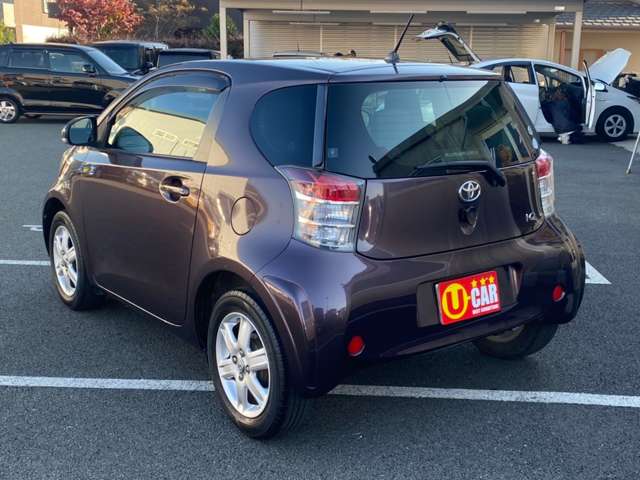 トヨタ iQ 1.0 100G レザーパッケージ ナビ スマートキー プッシュスタート 熊本県の詳細画像 その5