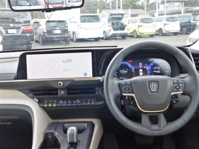 トヨタ クラウンクロスオーバー 2.5 G アドバンスト レザー パッケージ E-Four 4WD ドラレコ・LED・ワンオーナー・ETC 徳島県の詳細画像 その4
