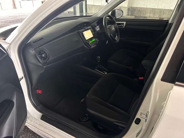 トヨタ カローラアクシオ 1.5 ハイブリッド タクシー仕様 手動式オートドア取付 福岡県の詳細画像 その7
