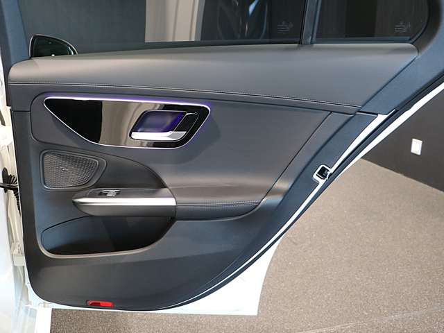 メルセデス・ベンツ Cクラスワゴン C200 アバンギャルド AMGライン (ISG搭載モデル) ベーシックP レザーエクスP ドライバーズ 千葉県の詳細画像 その20