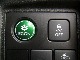 急ハンドル時などに起こる横すべりを制御するＶＳＡ（車両挙動安定化制御システム）を搭載！【ECON】燃費を削減しつつ、エコに走る。現代的な装置ですね。