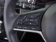 【ステアリングスイッチ】運転中、前方から目線をそらすことなく、オーディオ等の操作が可能な便利機能。安心＆快適ドライブにはマストな装備。
