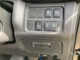 運転席右側には各種スイッチ、両側オートスライドドアの自動開閉のスイッチがあります！