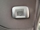 座席の背面にUSB接続ポートがあるので、後席でもスマホやタブレット端末を充電することができます！
