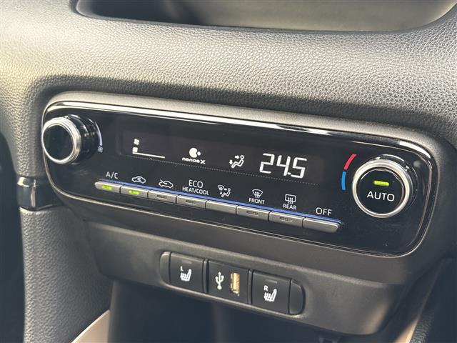 【運転席操作部】『運転席周辺の装備』の画像になります。快適なドライブを楽しむための機能が装備されています！運転席から触れるので使いやすいです！