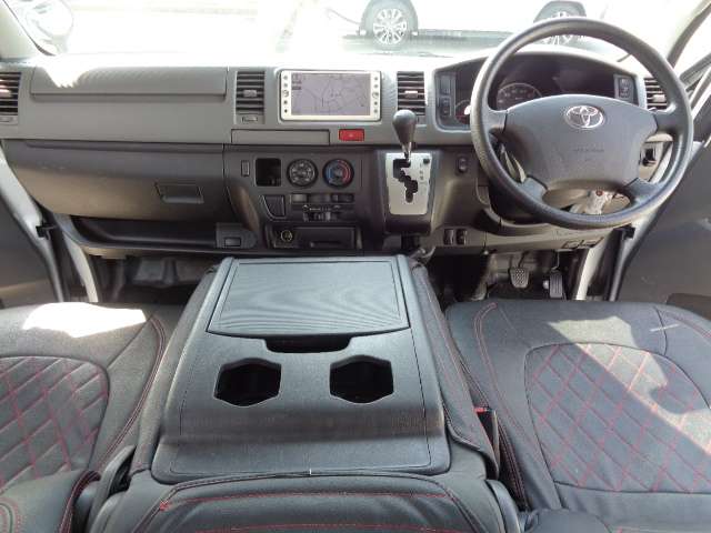 トヨタ ハイエースバン 3.0 DX ロング GLパッケージ ディーゼルターボ 3型 ルーフキャリア リアラダー キーレス 岐阜県の詳細画像 その10