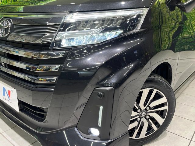 【ＬＥＤヘッドライト】悪天候や夜間走行時も良好な視界を確保し安心して運転できる高輝度ＬＥＤヘッドライトを装備！点灯速度が早く、消費電力も抑えられています。