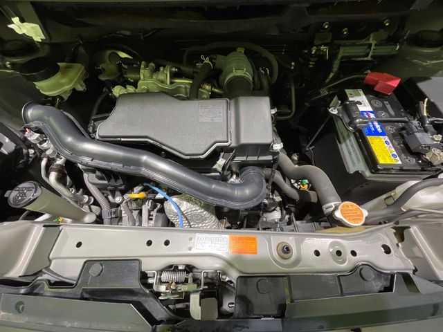 親切・丁寧な専門メカニックスタッフが応対！・車検・点検整備・事故等の修理などアフターサービスも安心。お車のカスタマイズもネクステージのサービススタッフまでご相談ください！