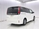 広々とした車内空間に優れた燃費性能。更にデザインも上質で人気のお車です！