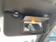 運転席のサンバイザーになります。