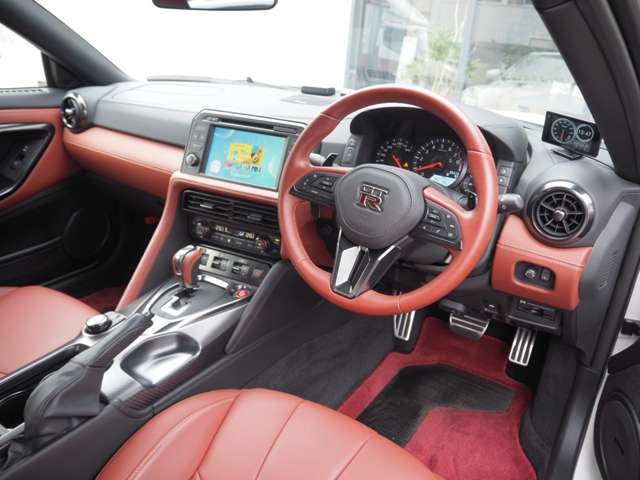 日産 GT-R 3.8 プレミアムエディション 4WD スポリセ2/アンバーレッド 京都府の詳細画像 その9
