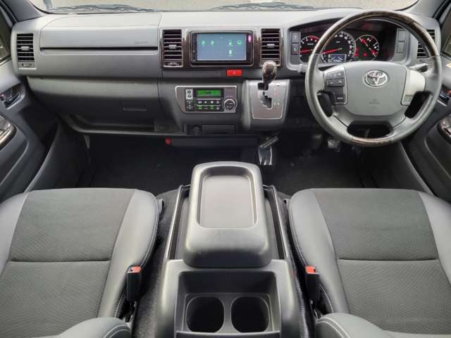 トヨタ ハイエースバン 2.8 スーパーGL ダークプライムII ロングボディ ディーゼルターボ 4WD 5型 4WD ディーゼル DEANコロラド16AW 福島県の詳細画像 その6