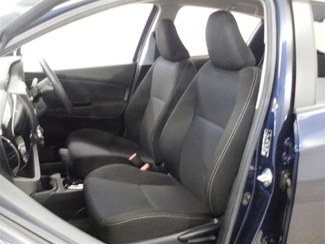見通しのよいすっきりとした視界で、誰でも運転しやすいです。運転のしやすさは疲れにくさにも繋がりますよ♪