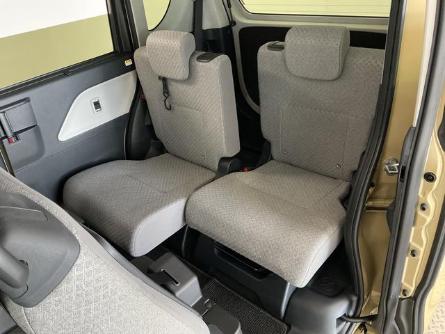 【スライドシート】後席にもスライド機構があることで、細やかに荷室スペースを確保！日常の様々なシーンに対応します♪