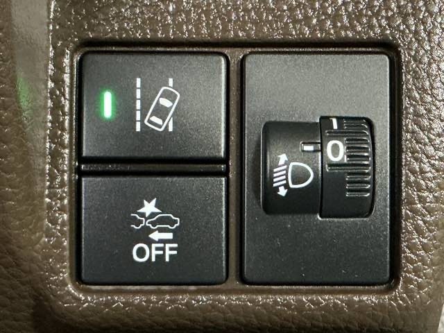 ホンダが推し進める総合先進安全装備のセンシング搭載！　衝突や斜線はみだしなどの危険が予測される時、センサーが警告。ヒューマンエラーを高度先進技術が補完してくれます。