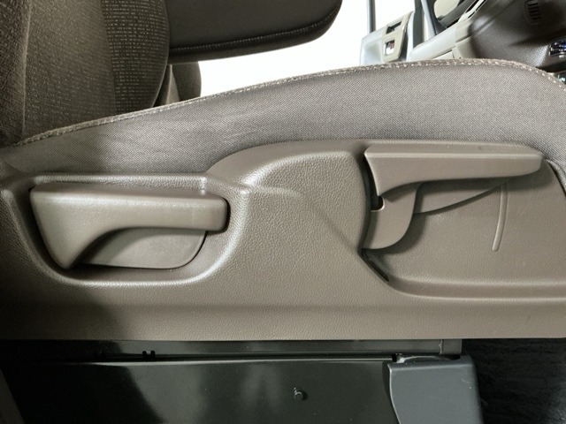 当店での販売車両は、車検整備はもちろん、車検残ありの車両でも点検整備をしっかり終わらせてからお客様へ引き渡し致しますので、安心してご購入いただけます♪